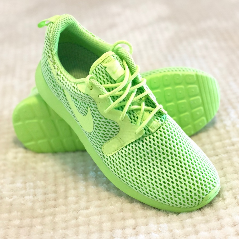 Women’s Nike size 6.5